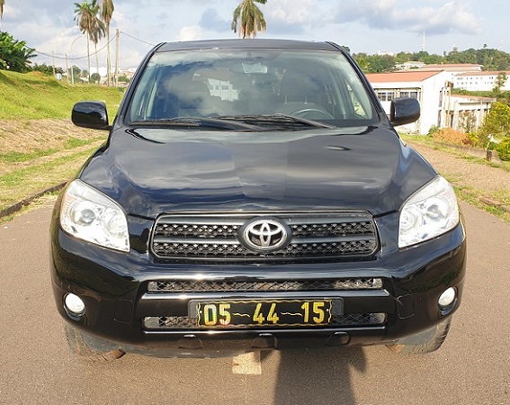 2008 Toyota Rav4 avec 4WD à vendre à Yaoundé Cameroun