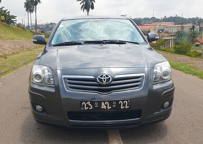 2009 Toyota Avensis à vendre à Yaoundé Cameroun