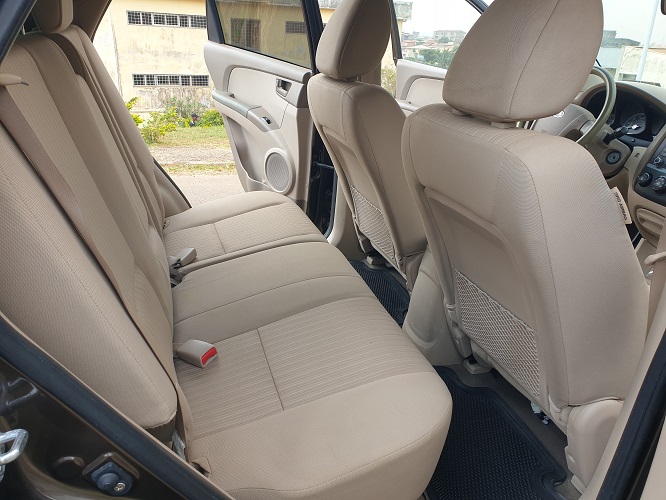 2010 Kia Sportage Automatique 4 Cylinder Essence à vendre à Yaoundé Cameroun