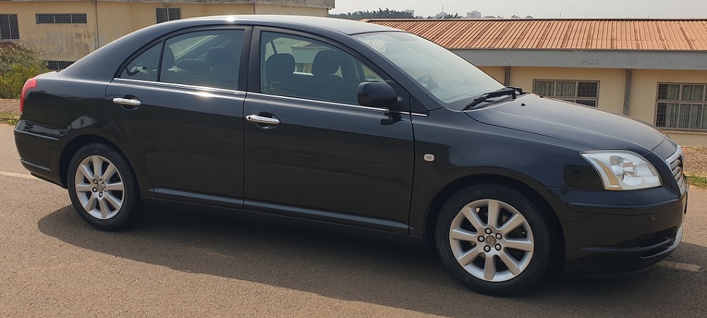 2006 Toyota Avensis à vendre à Yaoundé Cameroun