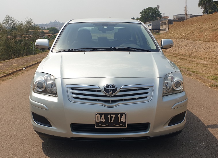 2008 Toyota Avensis automatique à vendre à Yaoundé Cameroun