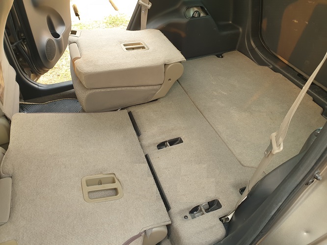 2009 Toyota RACTIS automatique à vendre à Yaoundé. Cameroun