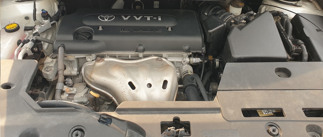 2010 Toyota Blade Automatique avec 4WD et Sièges en cuir à vendre à Yaoundé Cameroun