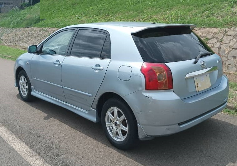 2007 Toyota Corolla ALLEX Automatique à vendre à Yaoundé Cameroun