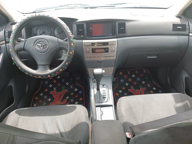 2007 Toyota Corolla ALLEX Automatique à vendre à Yaoundé Cameroun