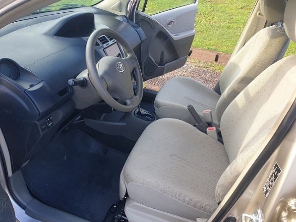 Acheter 2009 Toyota YARIS automatique ,Yaoundé ,Cameroun