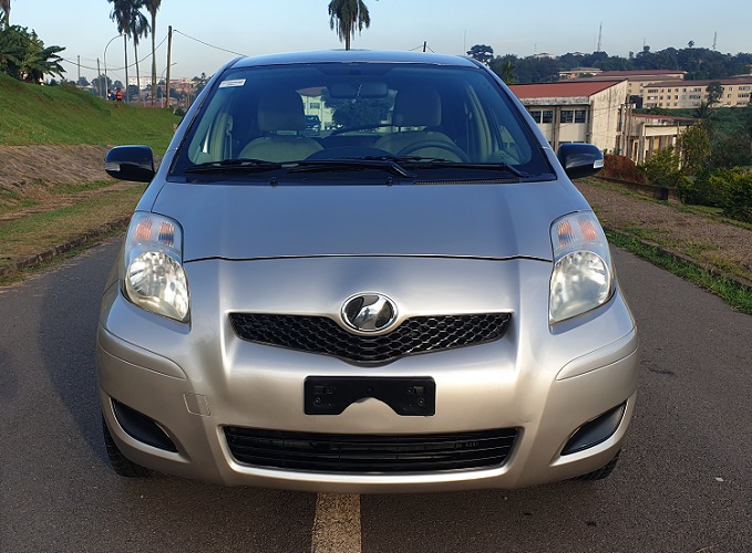 Acheter 2009 Toyota YARIS automatique ,Yaoundé ,Cameroun