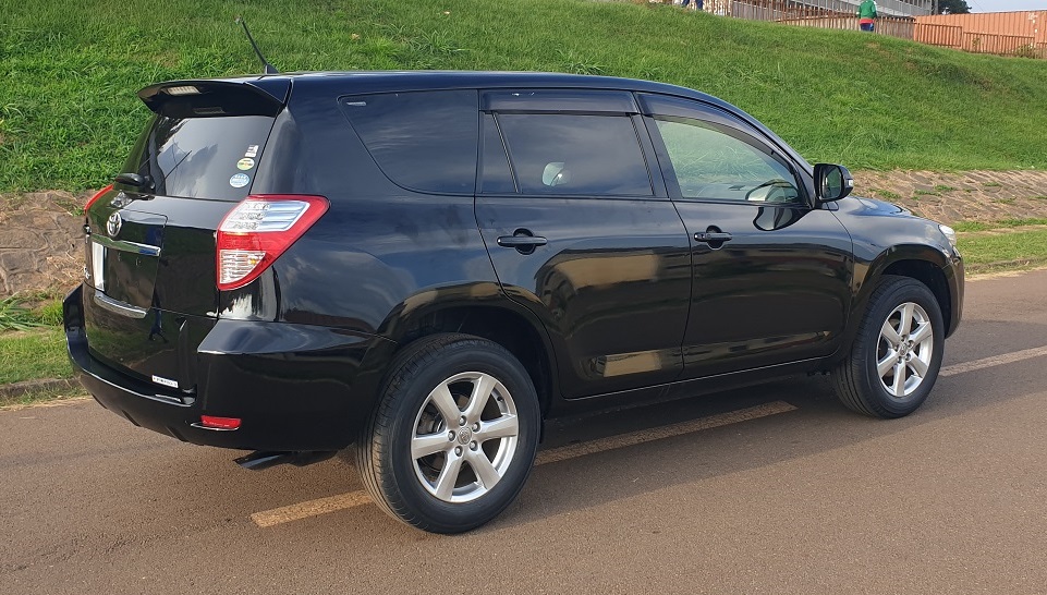 2010 Toyota VANGUARD Automatique avec 4WD à vendre à Yaoundé Cameroun