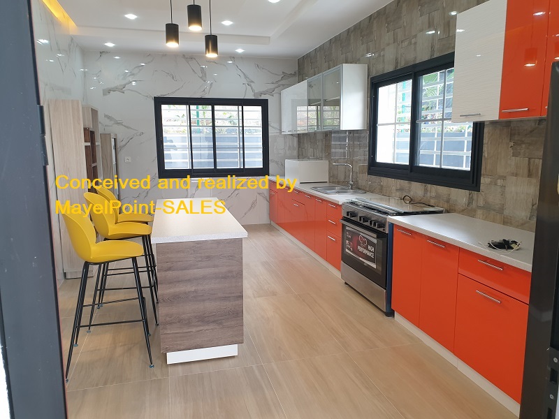 Conçu et réalisé par MayelPoint-SALES ,Yaoundé ,Cameroun