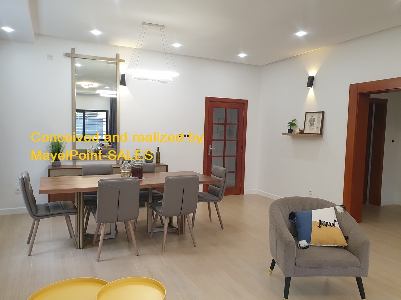 Conçu et réalisé par MayelPoint-SALES ,Yaoundé ,Cameroun