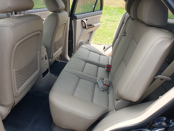 2006 Kia Sotento Automatique avec 7 Places a Vendre ,Yaoundé ,Cameroun