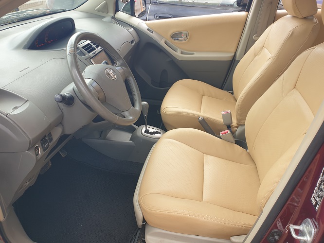 Acheter 2010 Toyota Yaris Automatique ,Yaoundé ,Cameroun