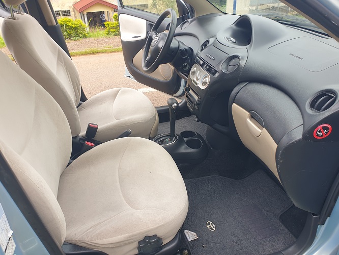Acheter 4WD 2005 Toyota Yaris Automatique ,Yaoundé ,Cameroun