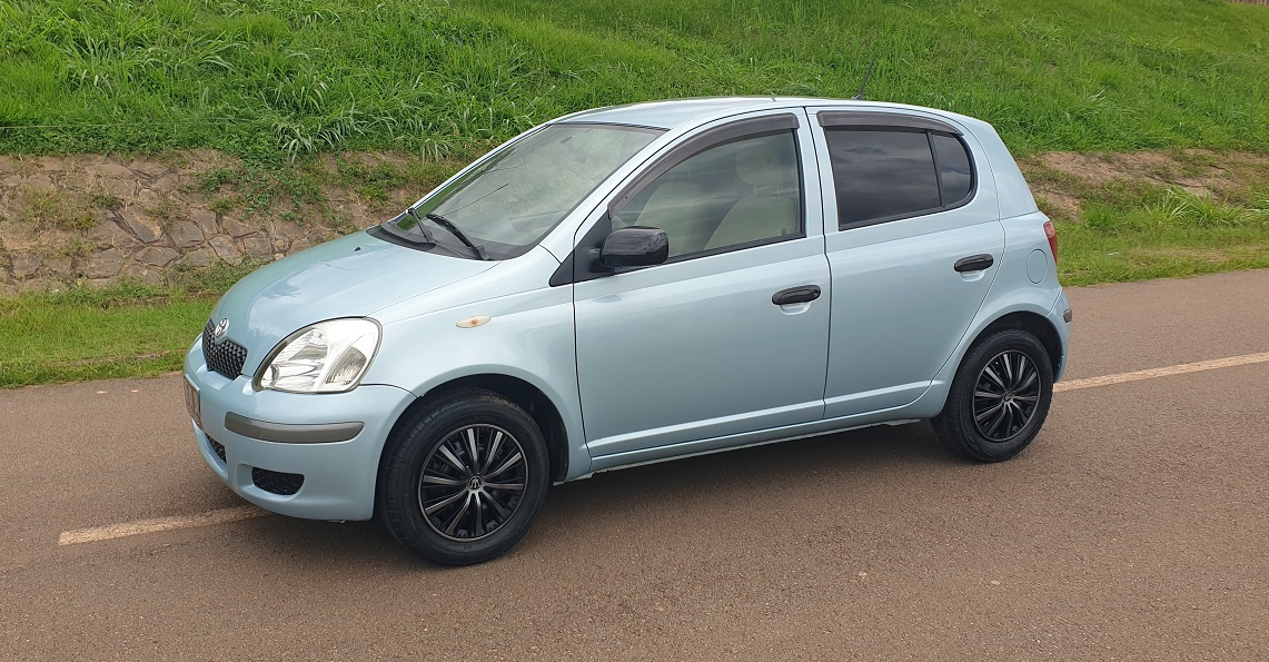 Acheter 4WD 2005 Toyota Yaris Automatique ,Yaoundé ,Cameroun