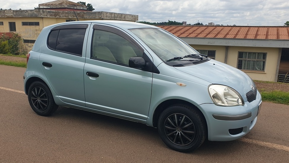 Acheter 4WD 2005 Toyota Yaris Automatique ,Yaoundé ,Cameroun
