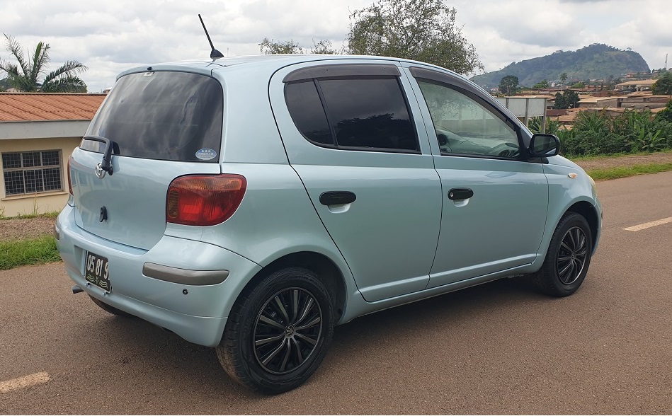 Acheter 4WD 2005 Toyota Yaris Automatique ,Yaoundé ,Cameroun