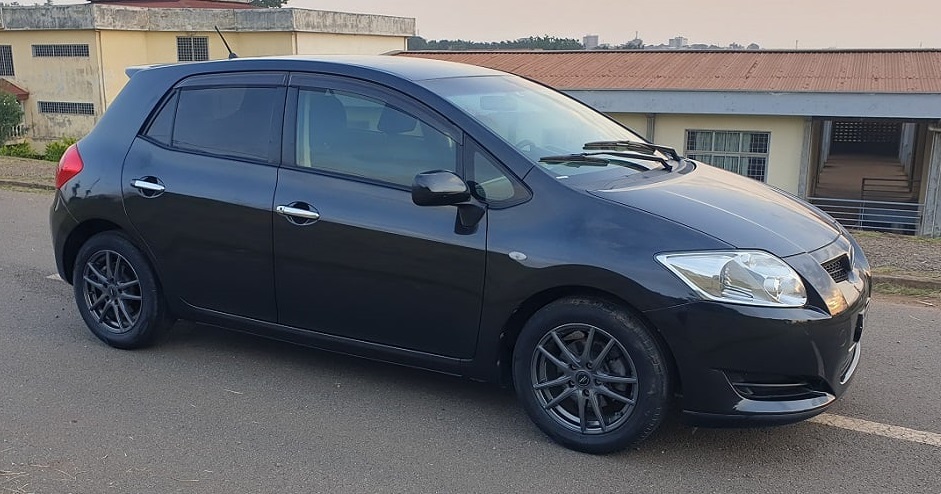 Acheter 2009 Toyota Auris 4WD Automatique ,Yaoundé ,Cameroun