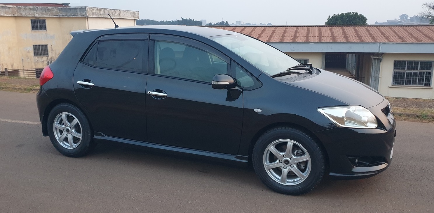 Acheter 4WD 2010 Toyota Auris Automatique ,Yaoundé ,Cameroun
