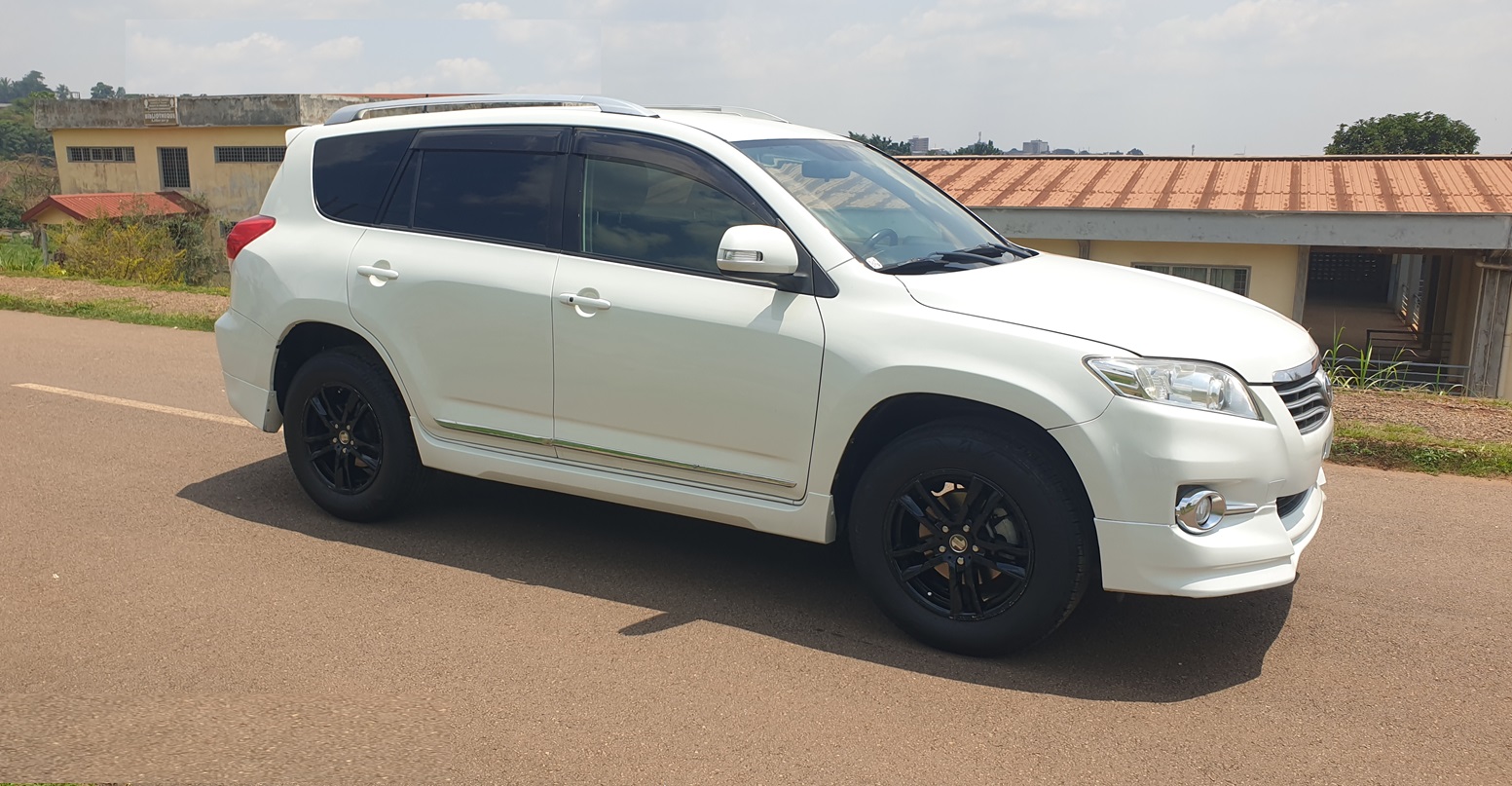 Acheter 4WD 2011 Toyota VANGUARD Automatique ,Yaoundé ,Cameroun