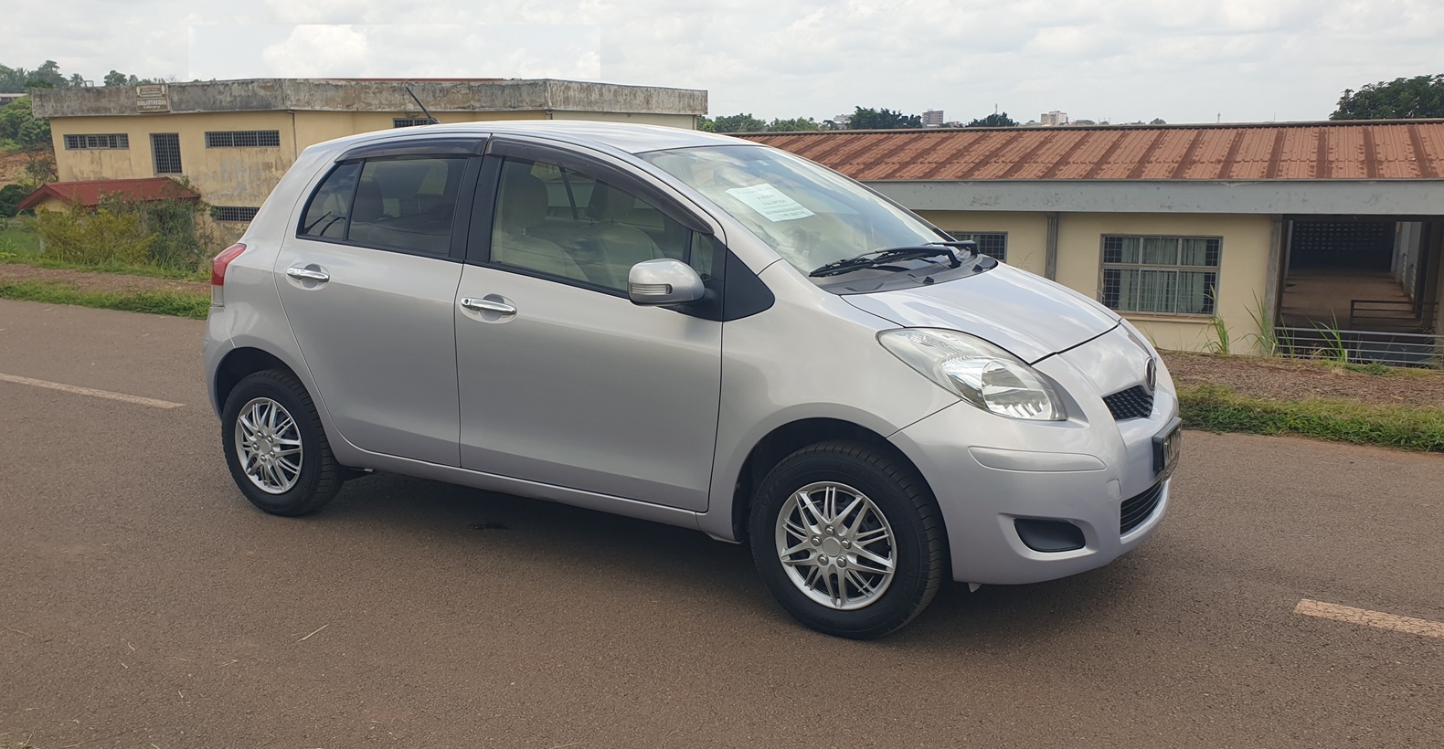 Acheter 4WD 2009 Toyota Yaris Automatique ,Yaoundé ,Cameroun