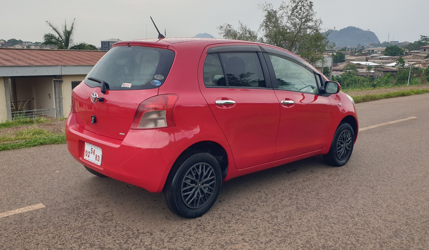 Acheter 2008 Toyota Yaris Automatique  4WD ,Yaoundé ,Cameroun