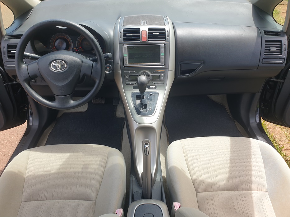 Acheter 2009 Toyota Auris Automatiqe ,Yaoundé ,Cameroun