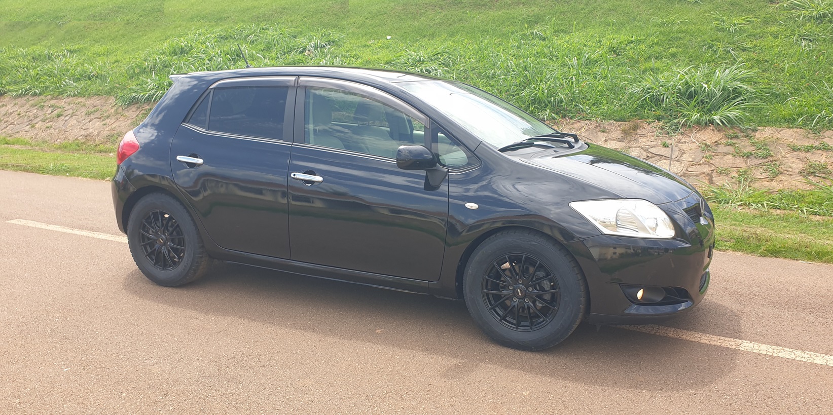 Acheter 2009 Toyota Auris Automatiqe ,Yaoundé ,Cameroun