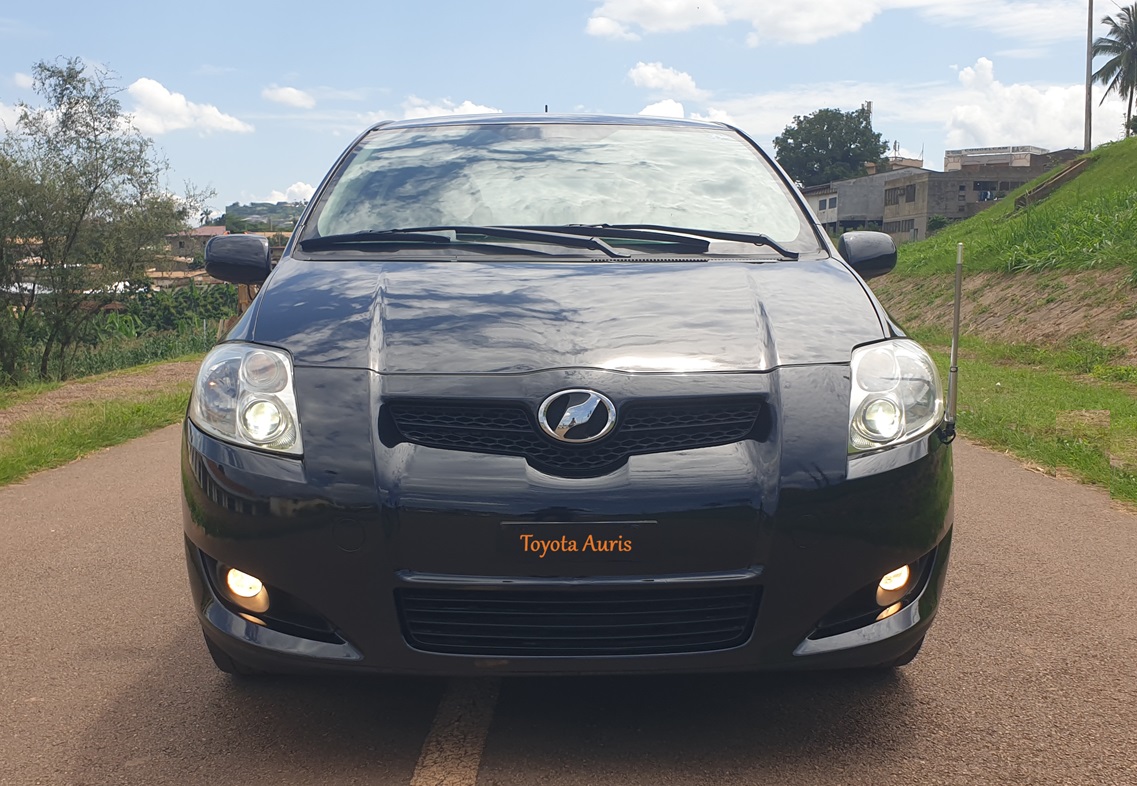 Acheter 2009 Toyota Auris Automatiqe ,Yaoundé ,Cameroun