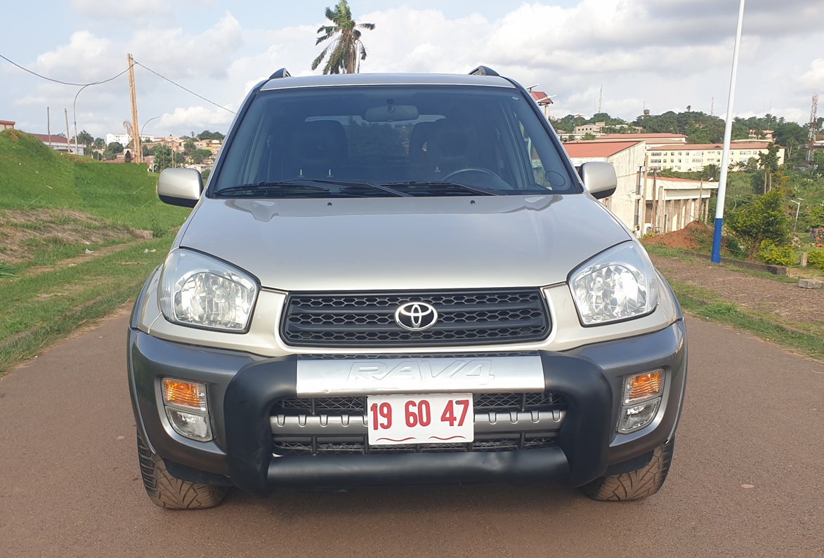 Acheter 2004 Toyota Rav4 4WD ,Yaoundé ,Cameroun
