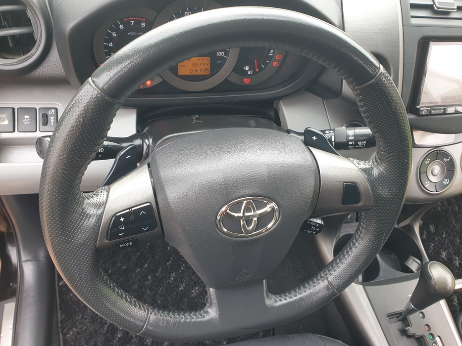 Acheter 4WD 2012 Toyota VANGUARD Automatique ,Yaoundé ,Cameroun