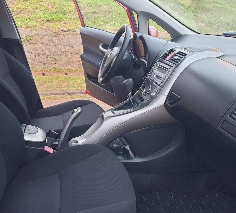 Acheter 4WD 2009 Toyota Auris Automatique ,Yaoundé ,Cameroun