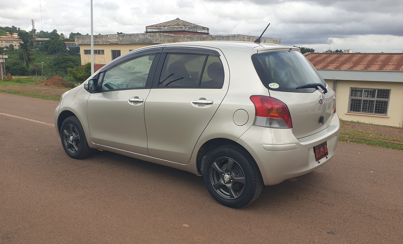 Acheter 4WD 2009 Toyota Yaris Automatique ,Yaoundé ,Cameroun