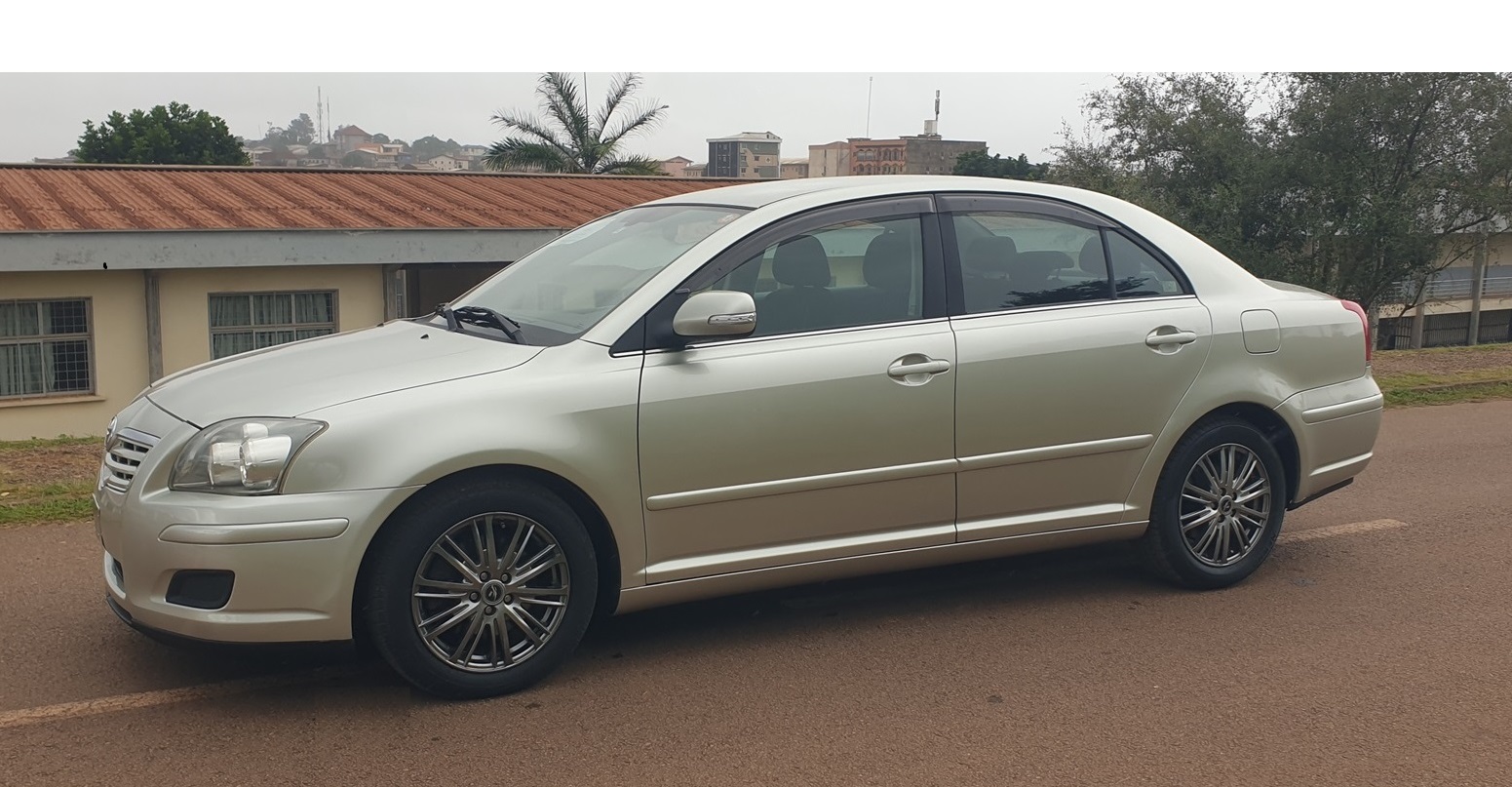 Acheter 2009 Toyota Avensis Automatique ,Yaoundé ,Cameroun