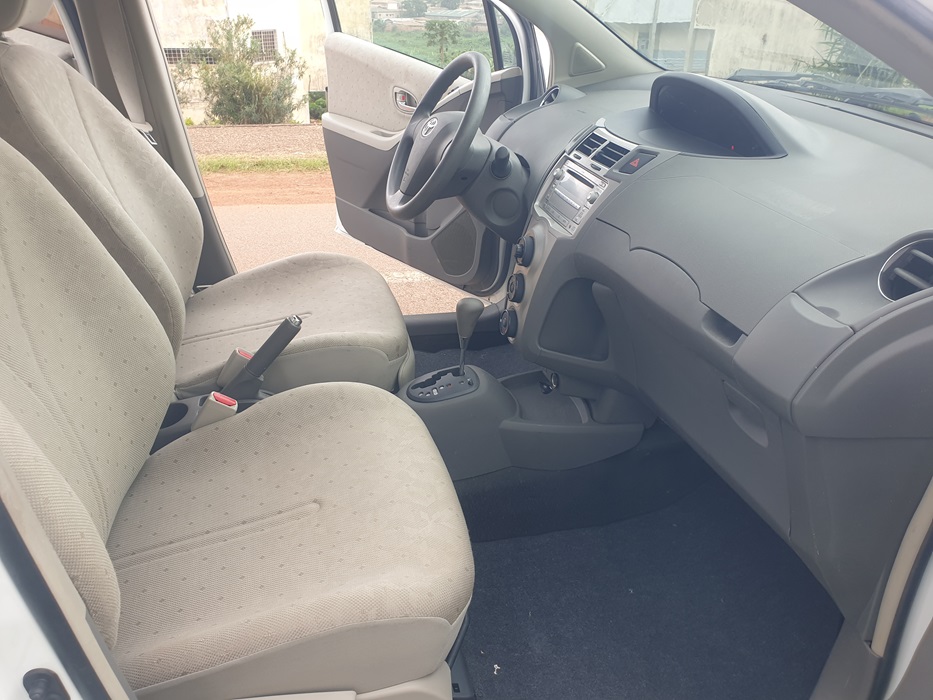 Acheter 4WD 2009 Toyota Yaris Automatique ,Yaoundé ,Cameroun
