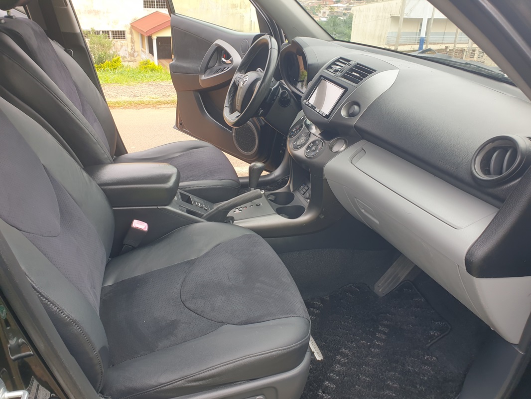 Acheter 4WD 2014 Toyota VANGUARD Automatique ,Yaoundé ,Cameroun
