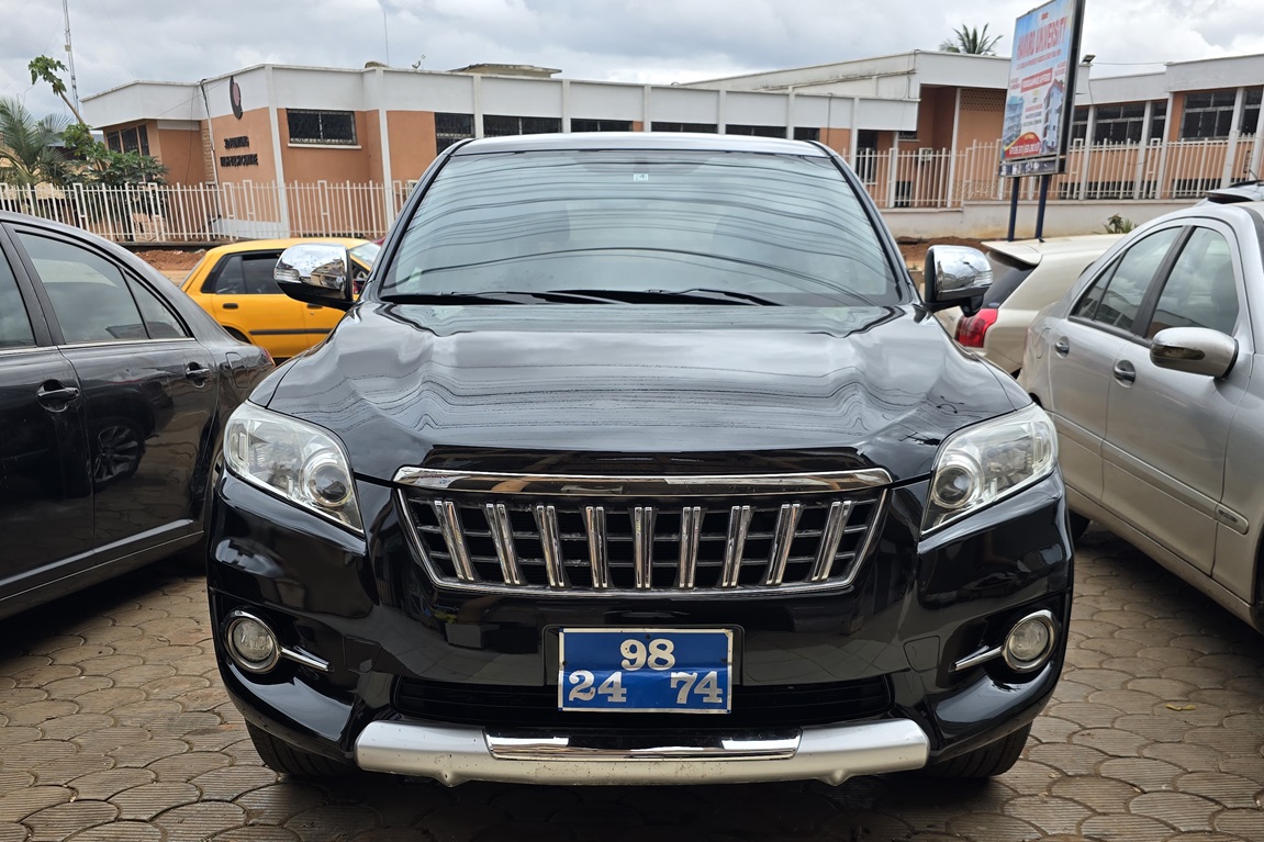 Acheter 4WD 2014 Toyota VANGUARD Automatique ,Yaoundé ,Cameroun