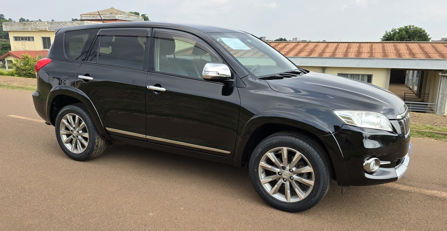Acheter 4WD 2014 Toyota VANGUARD Automatique ,Yaoundé ,Cameroun