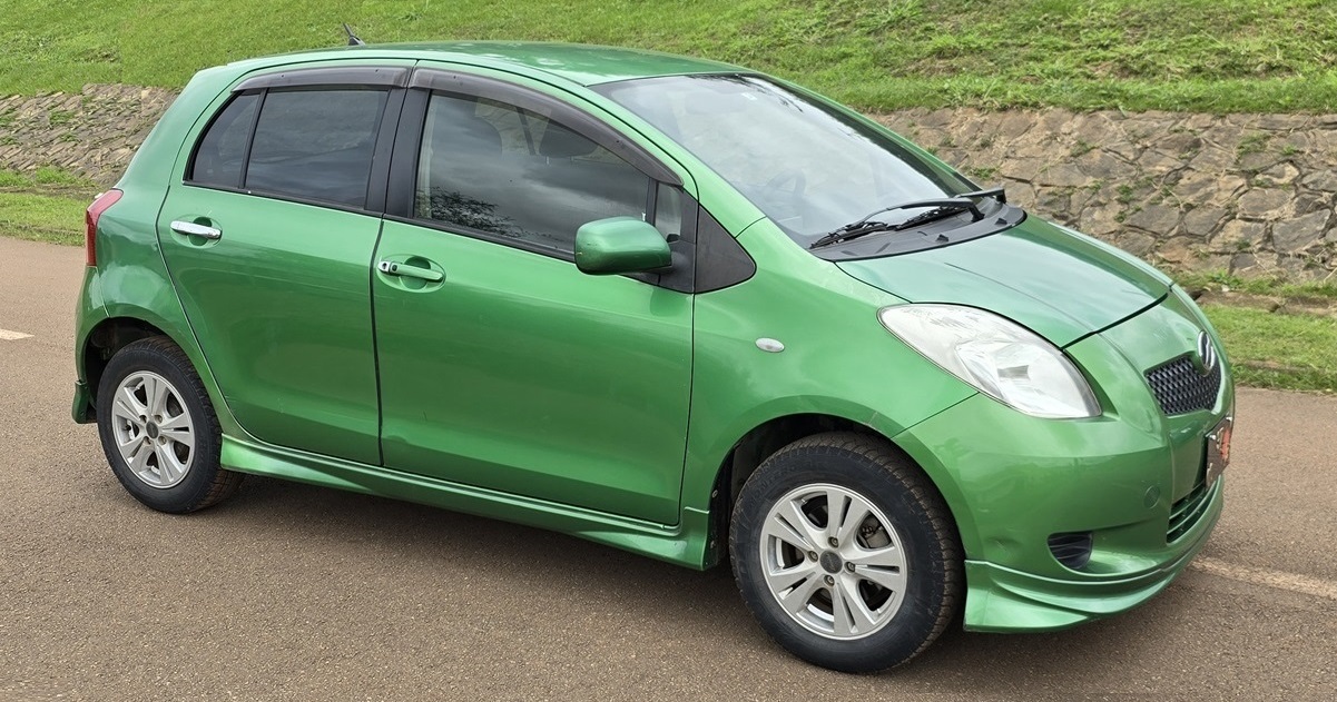 Acheter 4WD 2008 Toyota Yaris Automatique ,Yaoundé ,Cameroun