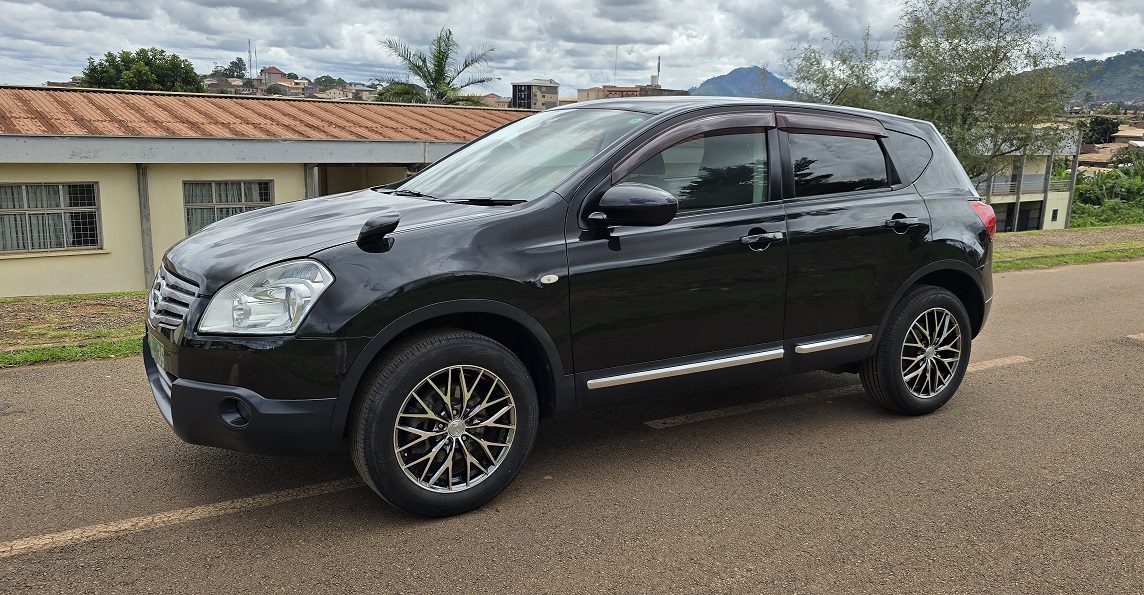 Acheter 4WD 2009 Nissan Qashqai Automatique ,Yaoundé ,Cameroun
