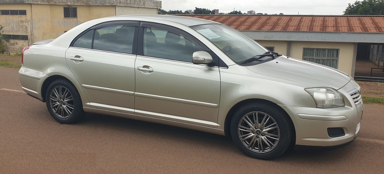 Acheter 2006 Toyota Avensis Automatique ,Yaoundé ,Cameroun