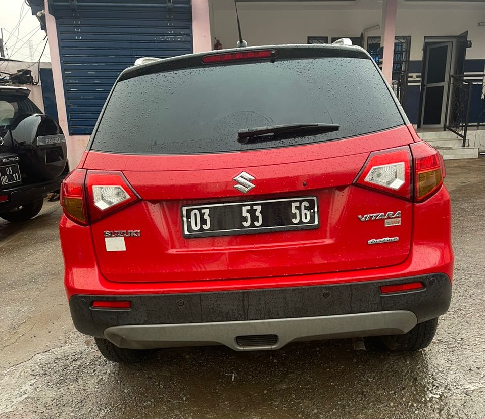 Acheter 2017 Suzuki Vitara Automatique ,Yaoundé ,Cameroun