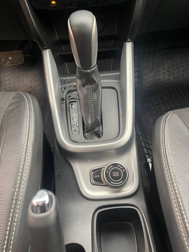 Acheter 2017 Suzuki Vitara Automatique ,Yaoundé ,Cameroun