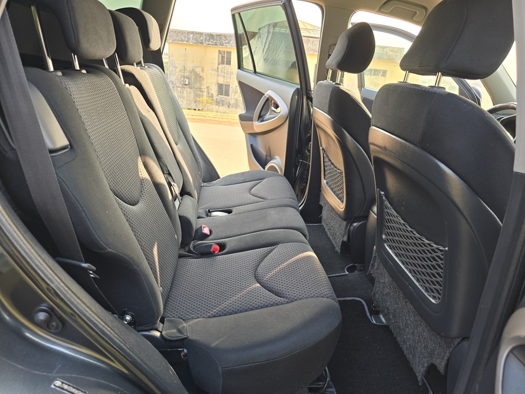 Acheter 4WD Toyota RAV4 2008 ,Yaoundé ,Cameroun