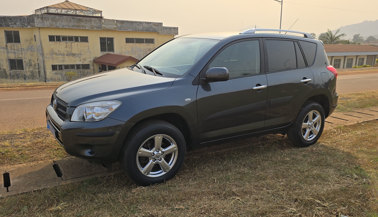 Acheter 4WD Toyota RAV4 2008 ,Yaoundé ,Cameroun
