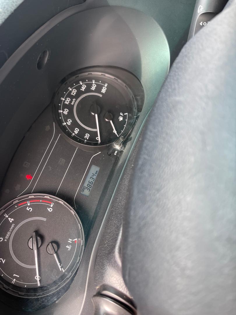 Acheter 2020 Toyota Hilux double cabin ,Yaoundé ,Cameroun
