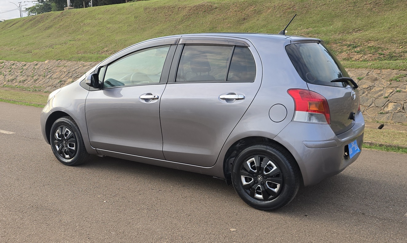 Acheter 2009 Toyota Yaris Automatique ,Yaoundé ,Cameroun