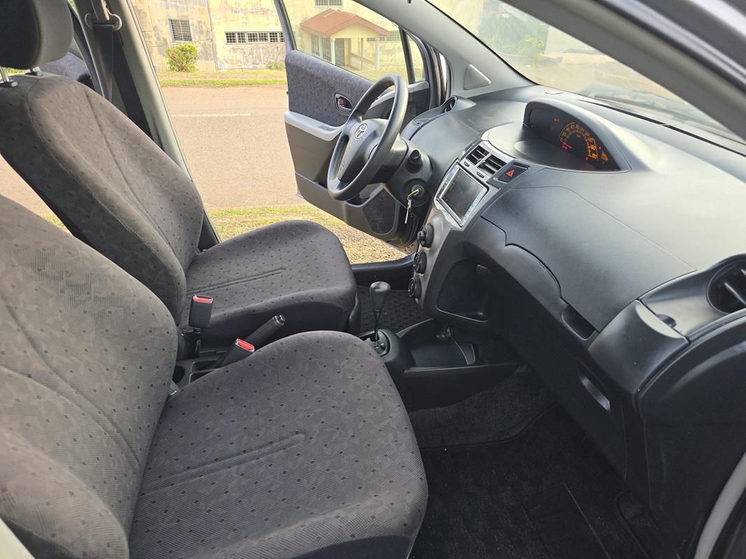 Acheter 2009 Toyota Yaris Automatique ,Yaoundé ,Cameroun