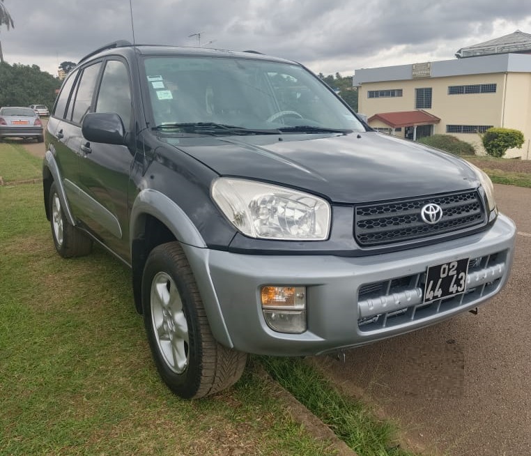 Acheter 4WD 2003 Toyota Rav4 Automatique ,Yaoundé ,Cameroun