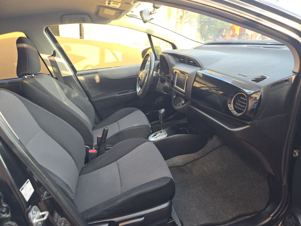 Acheter 4WD 2012 Toyota YARIS Automatique. ,Yaoundé ,Cameroun