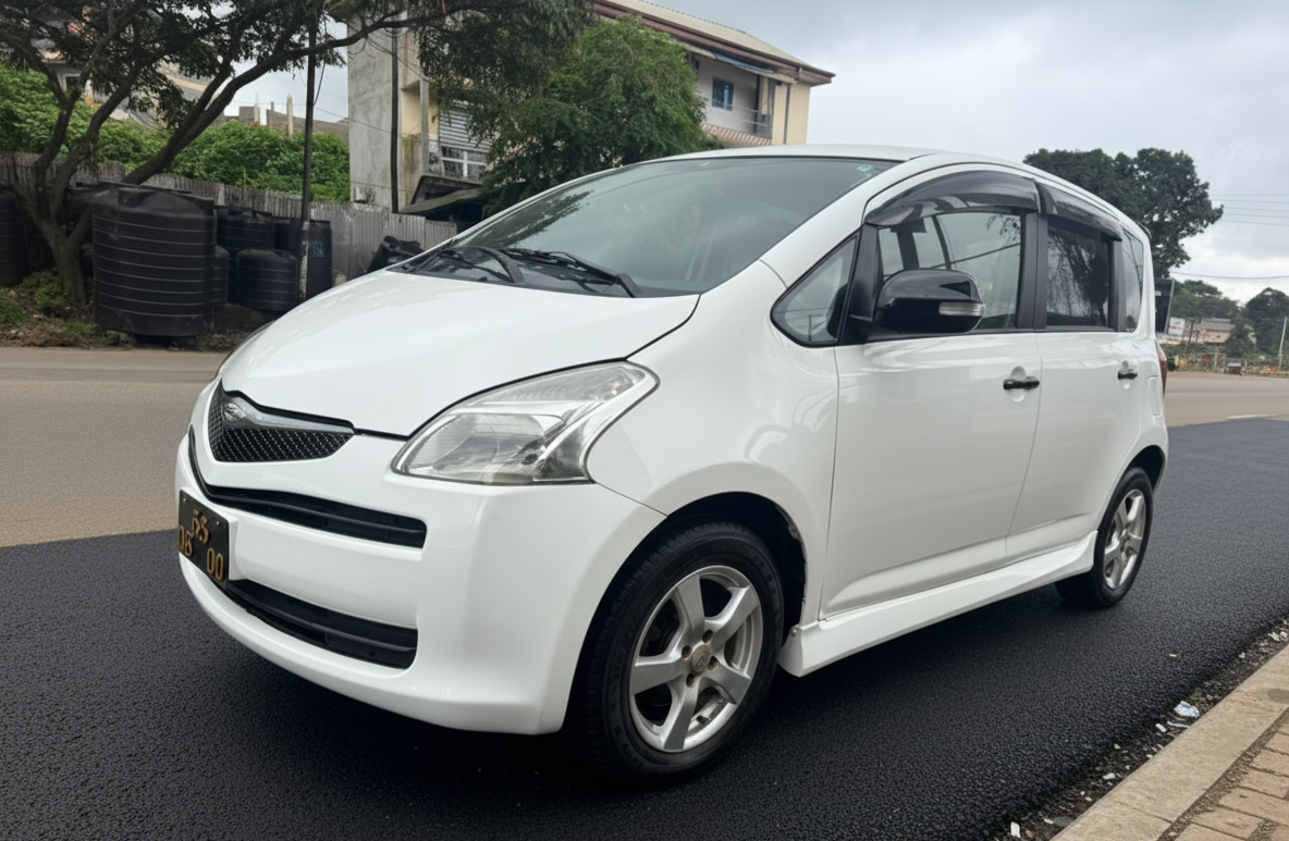 Acheter 2009 Toyota Ractis Automatique ,Yaoundé ,Cameroun